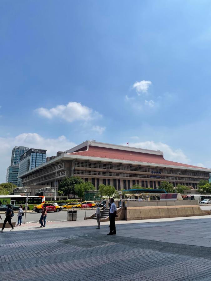 Meworld Hotel - Taipei Main Station Экстерьер фото